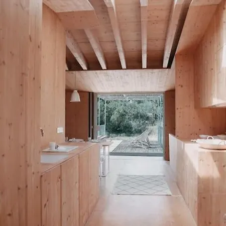 ヴィラ La Casa マナコル
